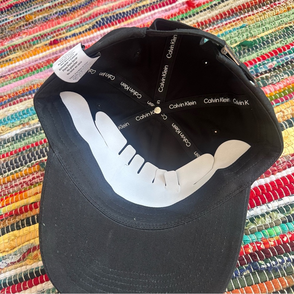 Calvin Klein Black Adjustable Cap - Picture 3 of 6